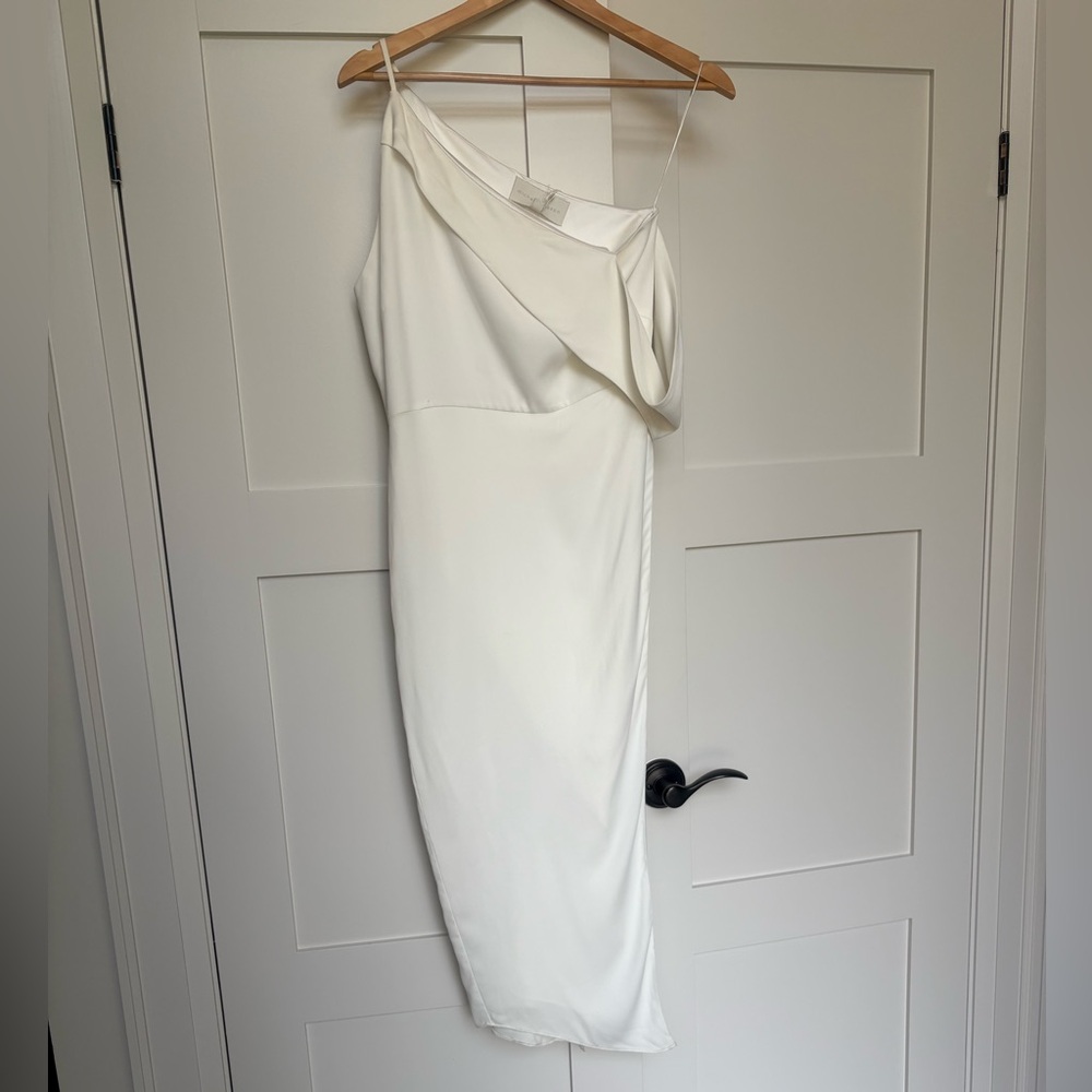 Michelle Mason Chic One-Shoulder White Dress